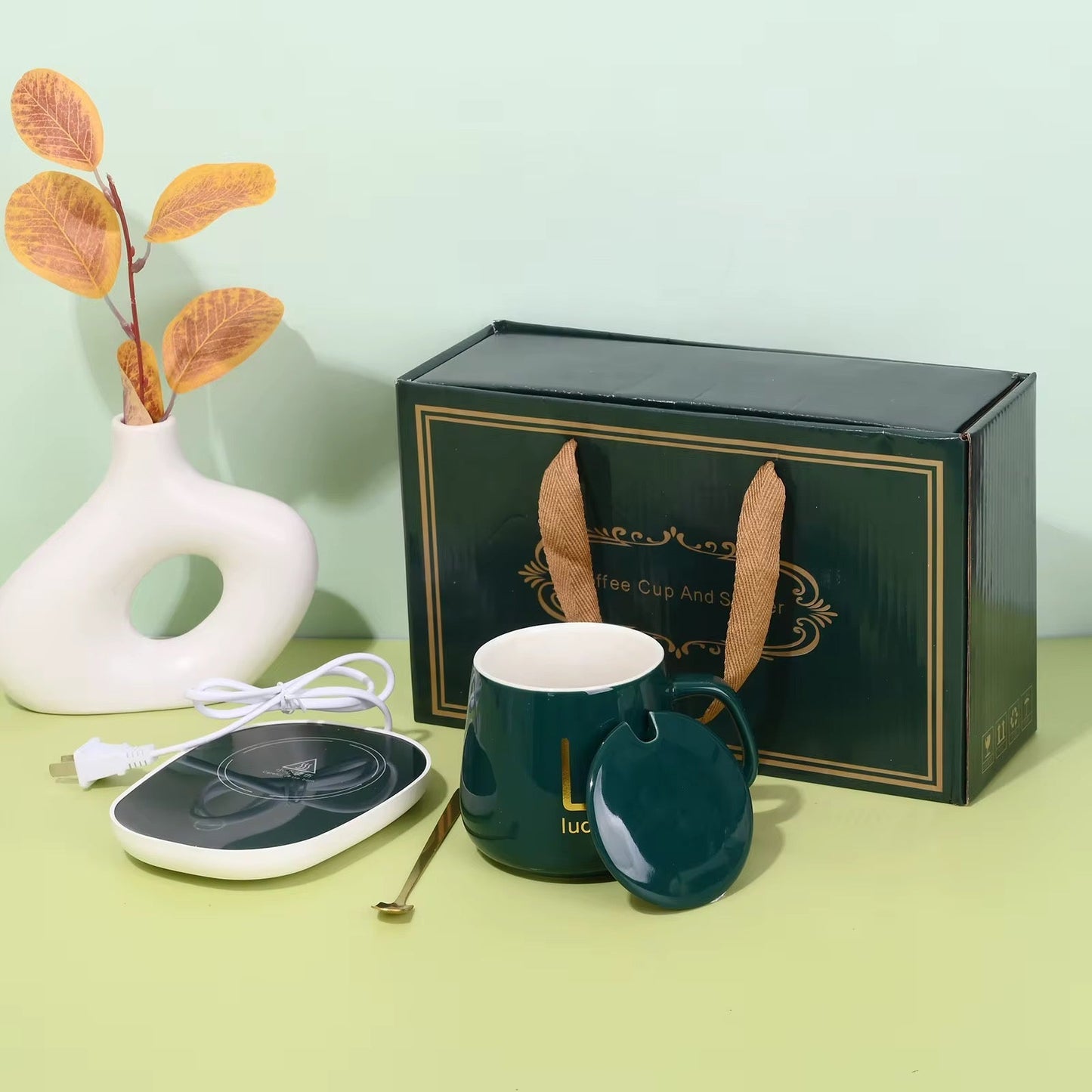 ThermoCup Élégance™ – Tasse Chauffante Automatique 55°C